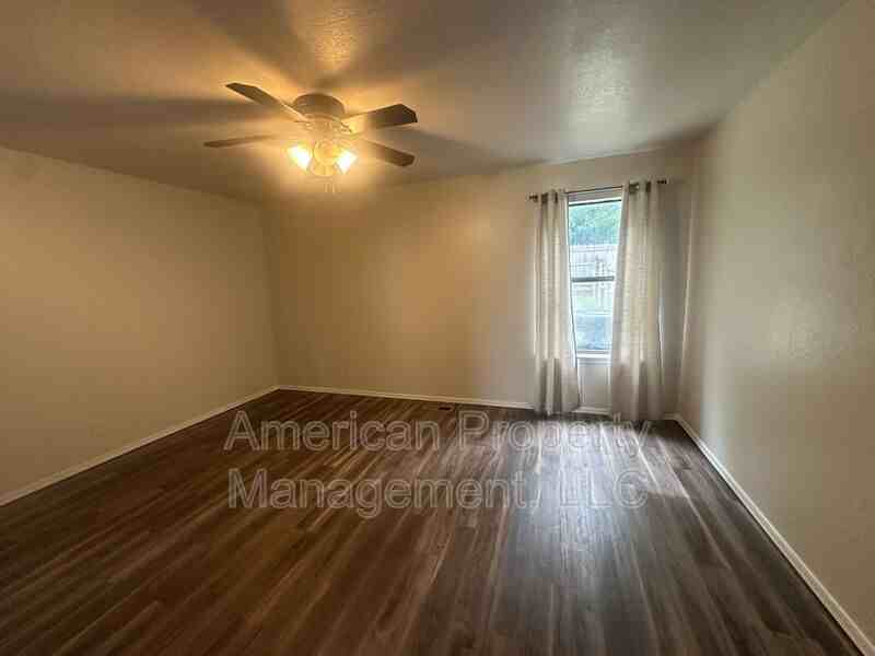 6712 S 78th East Ave - Photo 4 of 16