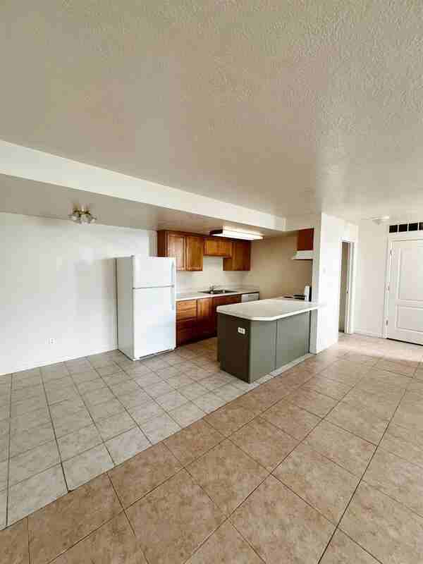 1670 Wn #A - Photo 4 of 10