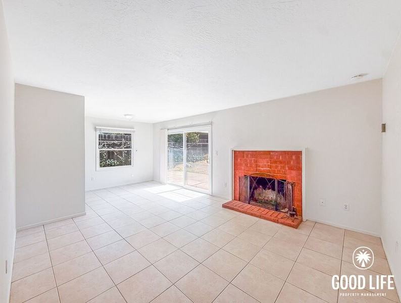 14213 Tobiasson Rd - Photo 2 of 20
