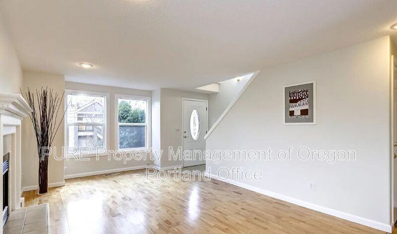 310 Ne Morris St - Photo 6 of 26