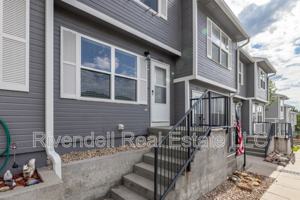 featured image of 1996 Oakcrest Cir