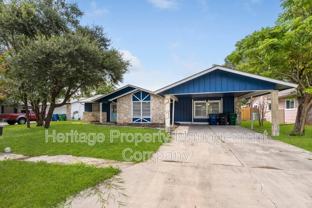 7422 Stonehouse Dr - Photo 1 of 1