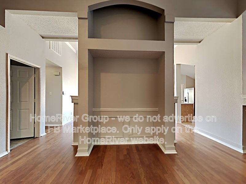 7209 Chaucer Dr - Photo 4 of 23