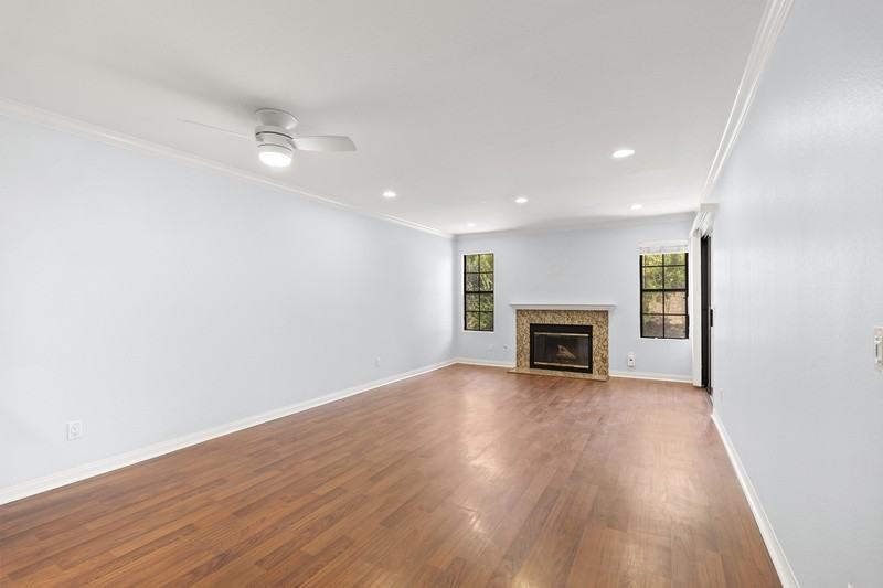 12059 Alta Carmel Ct #168 - Photo 6 of 21