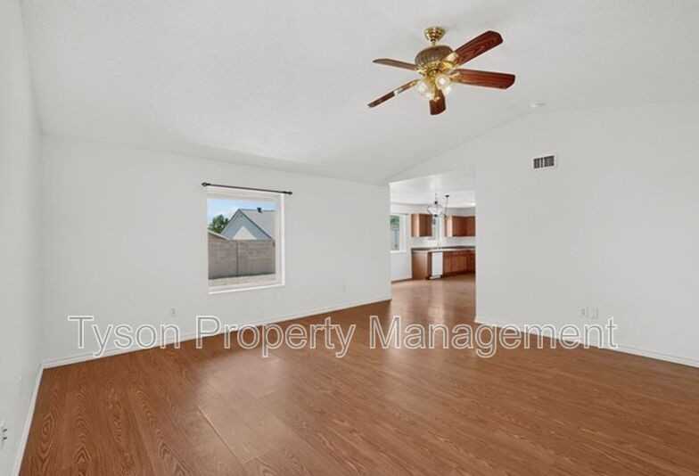 6126 Costa Brava Ave Nw - Photo 4 of 34