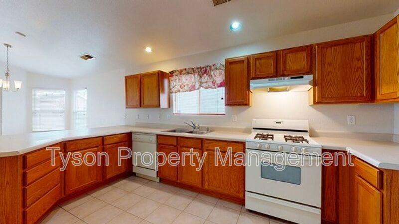 3422 Stony Meadows Cir Ne - Photo 7 of 20