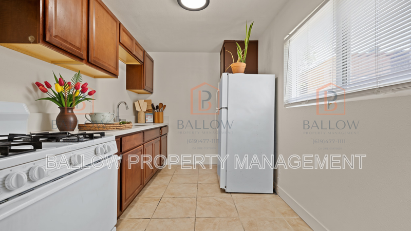 124 Laurel Ave - Photo 3 of 10