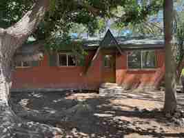 featured image of 423 Huntridge Dr #1