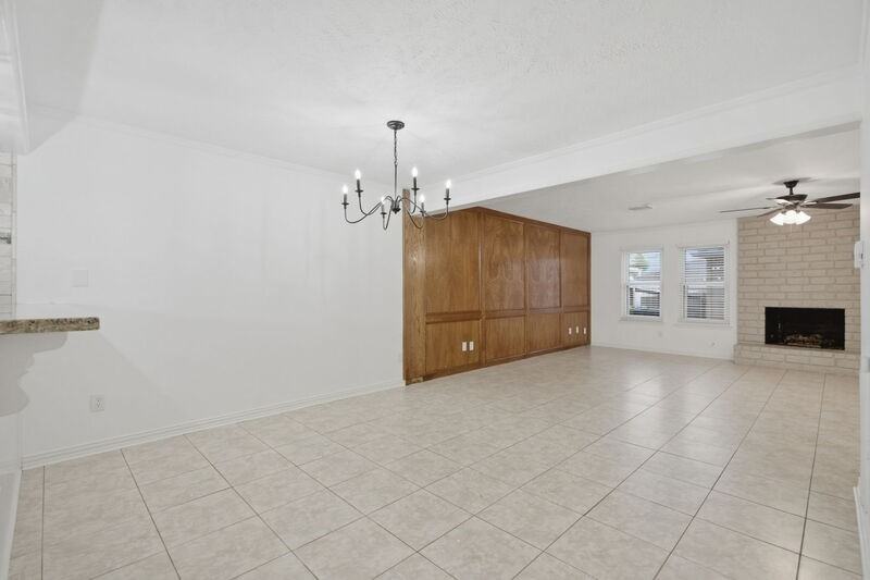 66 T Huxley Ln - Photo 4 of 30