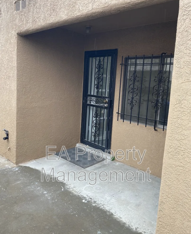 12912 Marva Pl Se - Photo 3 of 44