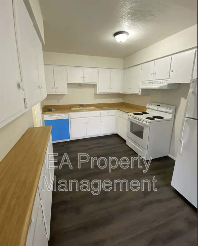 12912 Marva Pl Se - Photo 4 of 44