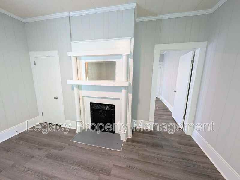 111 Stagg St #115STAGGST - Photo 3 of 9