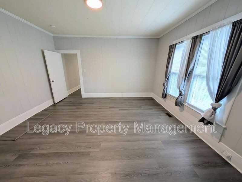 111 Stagg St #115STAGGST - Photo 7 of 9