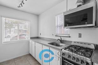 2110 Bacon St #8 - Photo 1 of 1