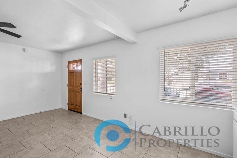 2110 Bacon St #8 - Photo 4 of 17