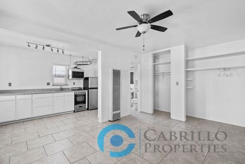 2110 Bacon St #8 - Photo 7 of 17