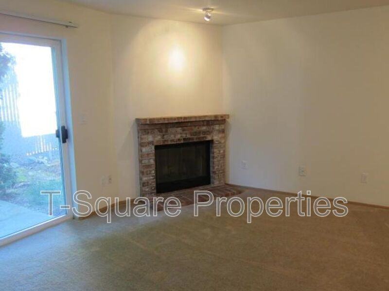 7634 230th St Sw #D - Photo 5 of 21
