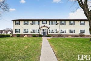 featured image of 1220 Bedford Woods Dr