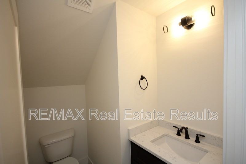 1900 W Saddlebrook Ln - Photo 6 of 19