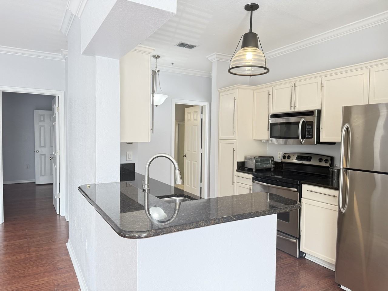 10961 Burnt Mill Road - 1Unit 822 #1 - Photo 6 of 22