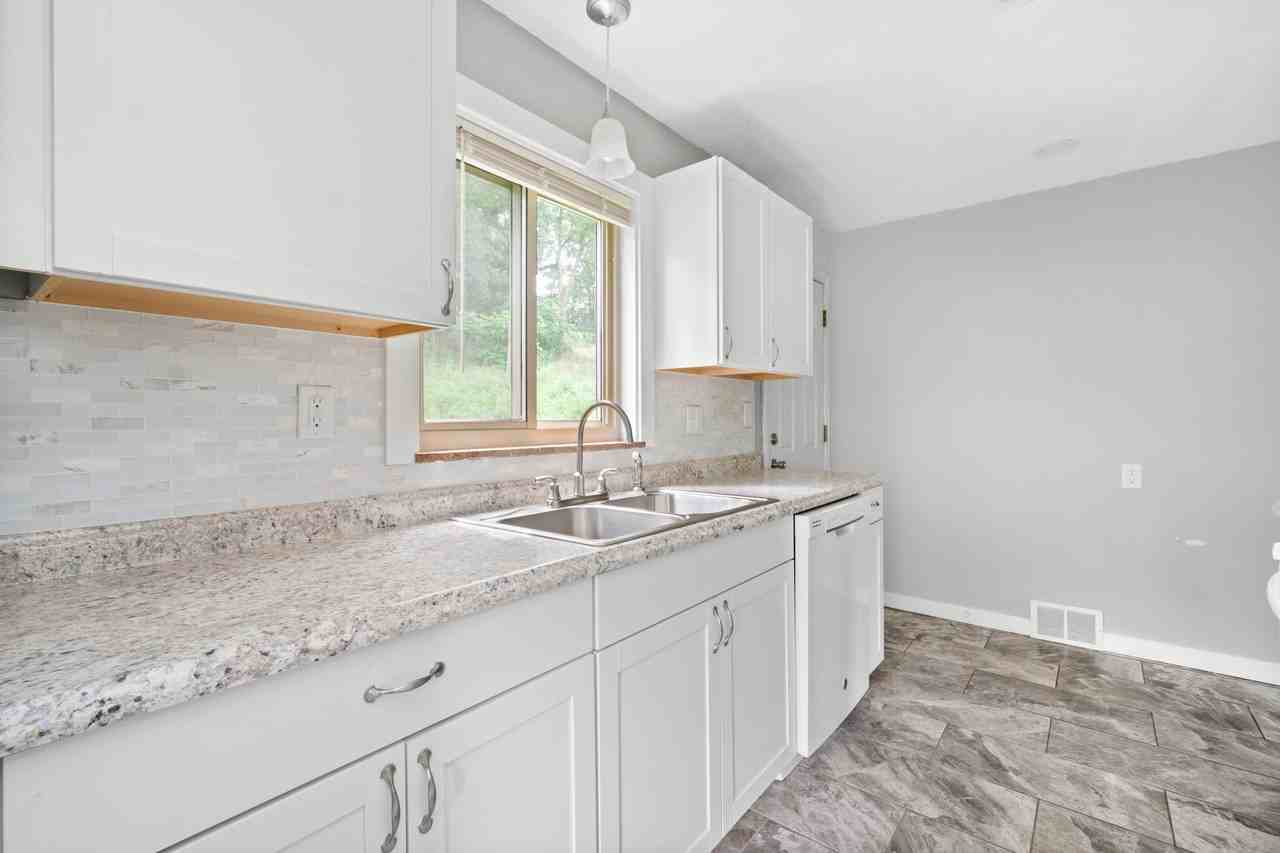 5649 Library Rd #1 - Photo 5 of 36