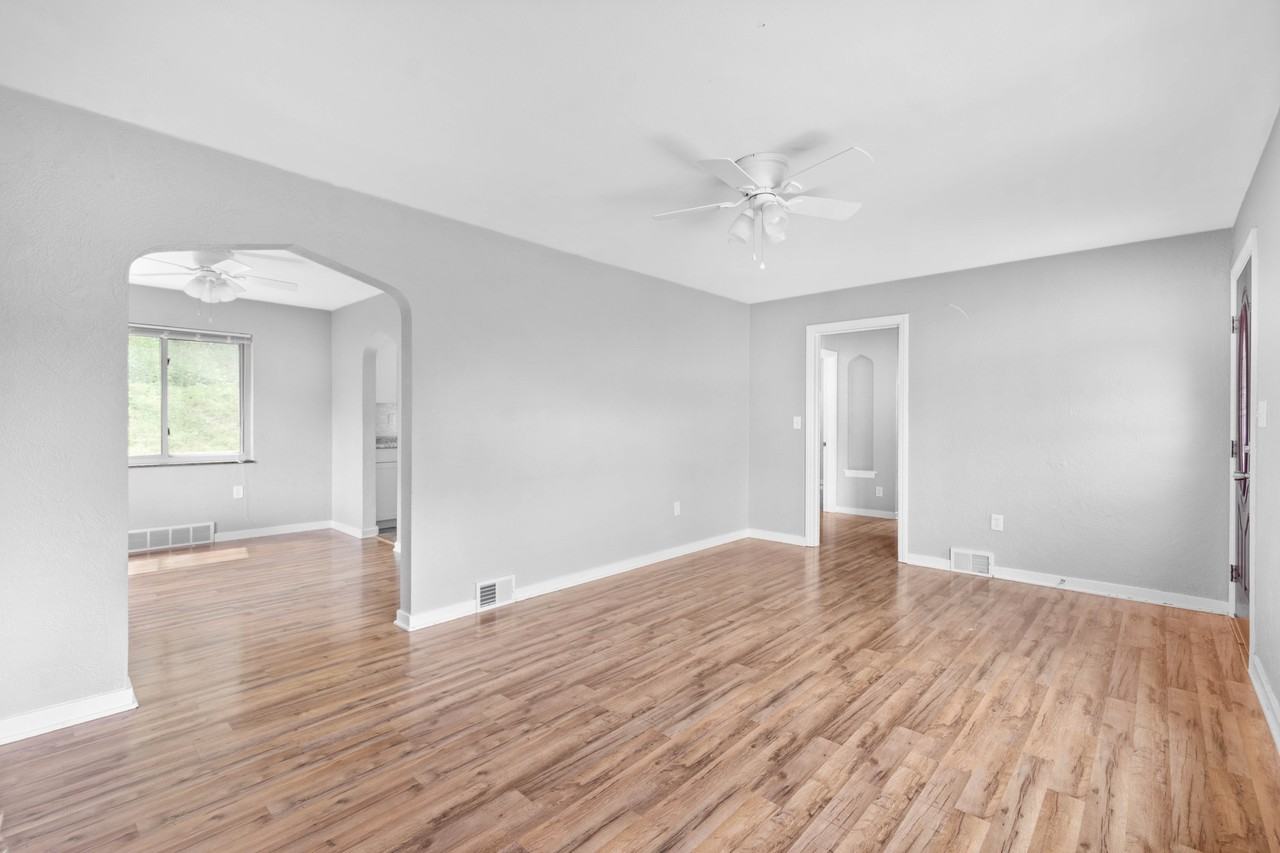 5649 Library Rd #1 - Photo 7 of 36