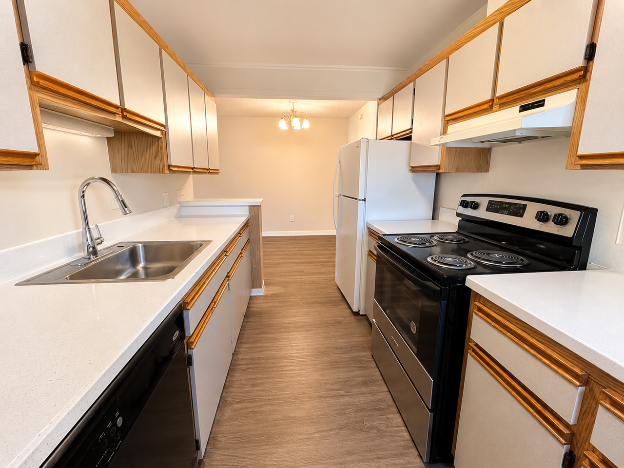 State Ave Kent Apartments - Photo 6 of 17