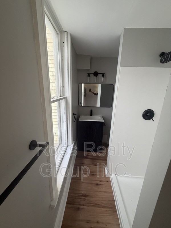 148 Gibbons St - Photo 3 of 12