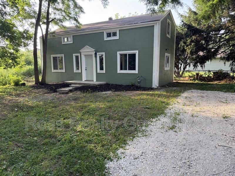 5130 Prestler Rd - Photo 2 of 6