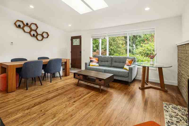 8545 142nd Ave Ne - Photo 5 of 21