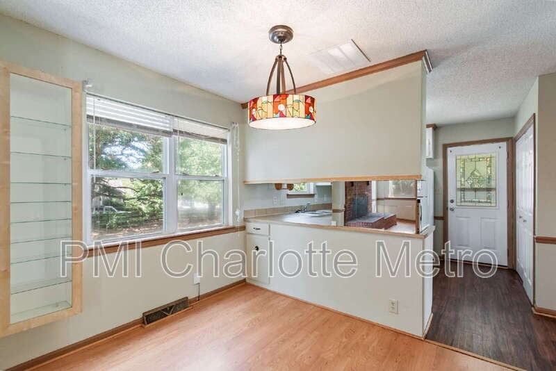11241 Kingfisher Dr - Photo 6 of 25