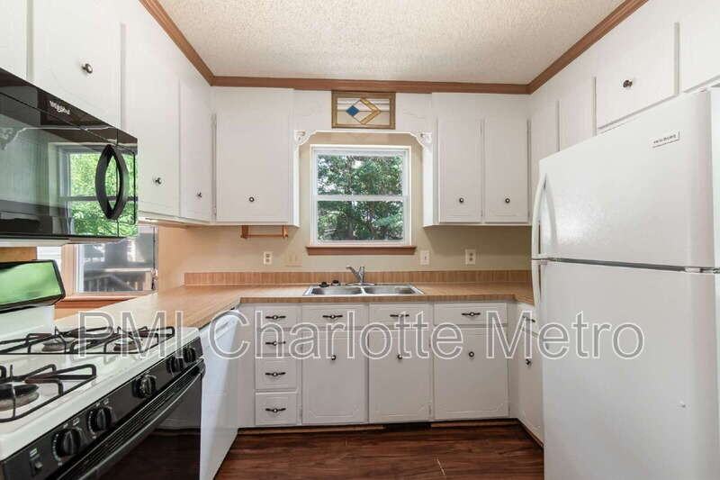 11241 Kingfisher Dr - Photo 7 of 25