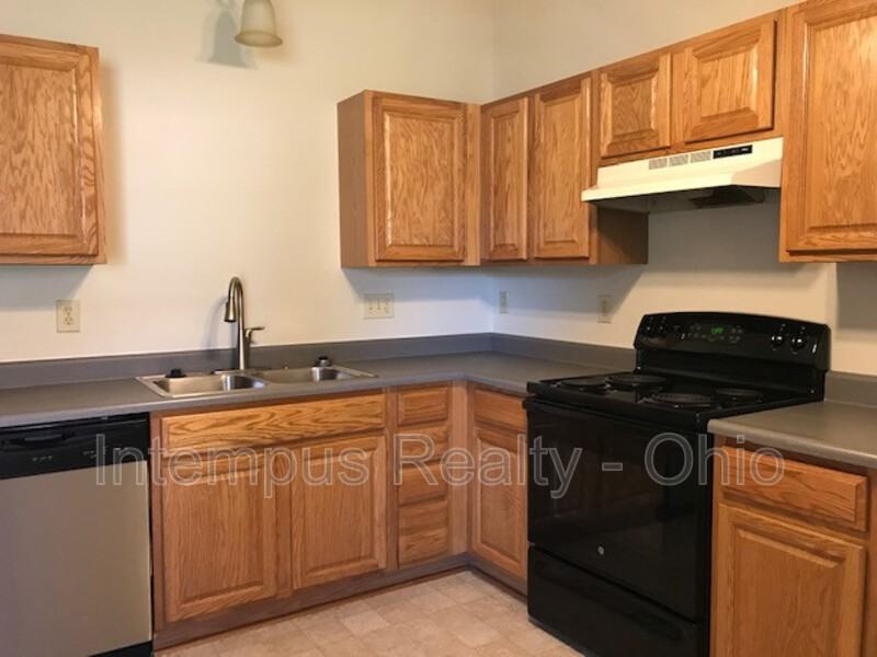 129 Lofton Cir - Photo 4 of 36