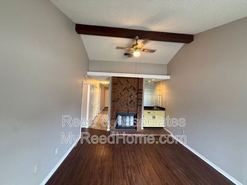 7004 Wesley Ct - Photo 3 of 13