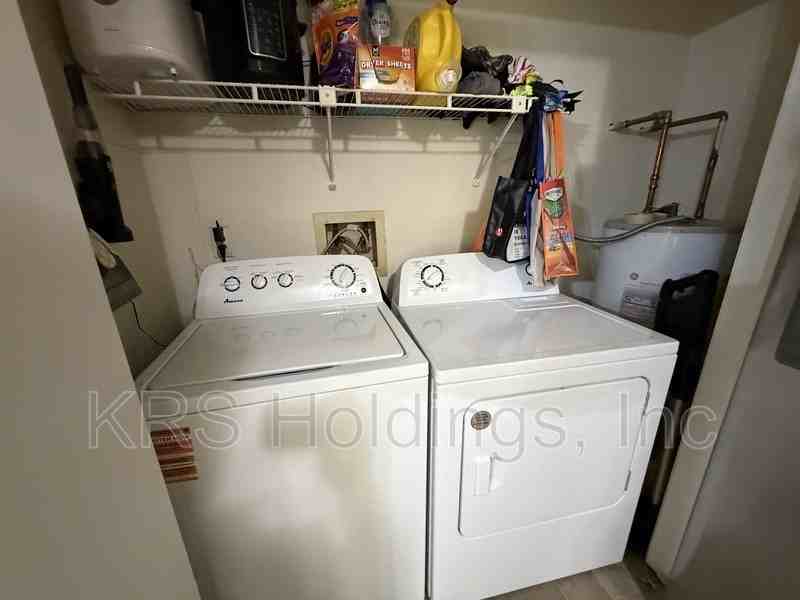 416 Hill Meadow Dr - Photo 4 of 10