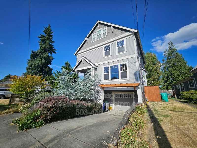 6458 Ne 8th Ave - Photo 2 of 50