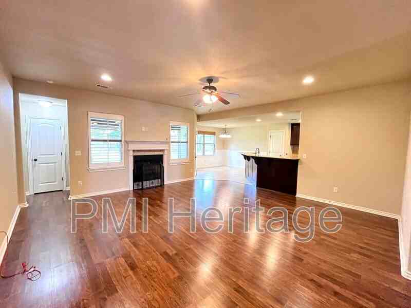4901 Sw Energy Ave - Photo 3 of 28