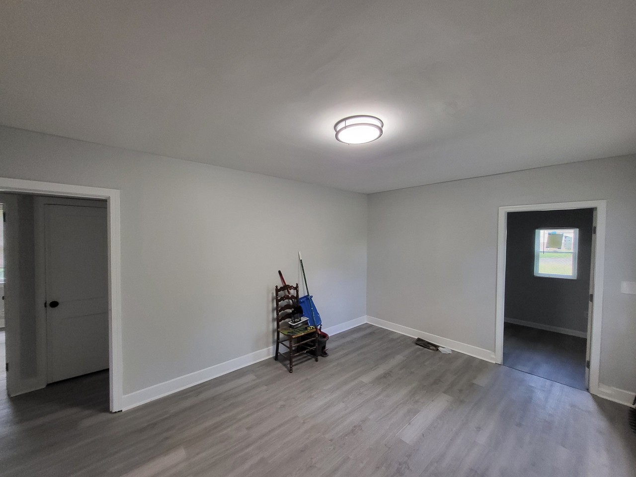 400 72nd St N #1 - Photo 4 of 4
