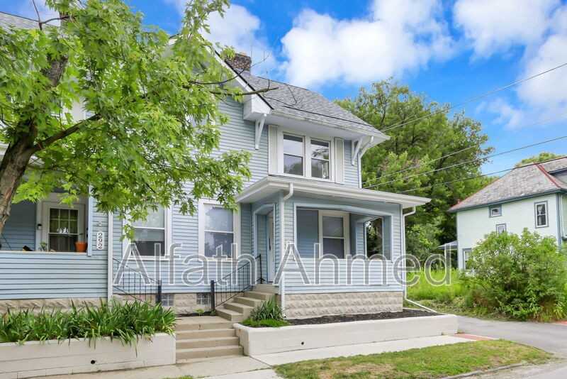 294 Wyandotte Ave - Photo 3 of 43