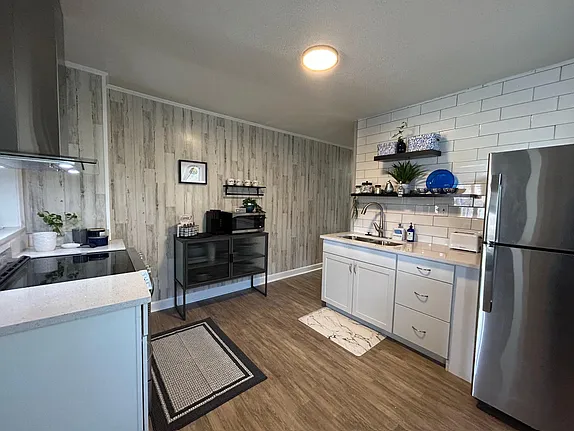 2088 Oliver Ave #1 - Photo 3 of 8
