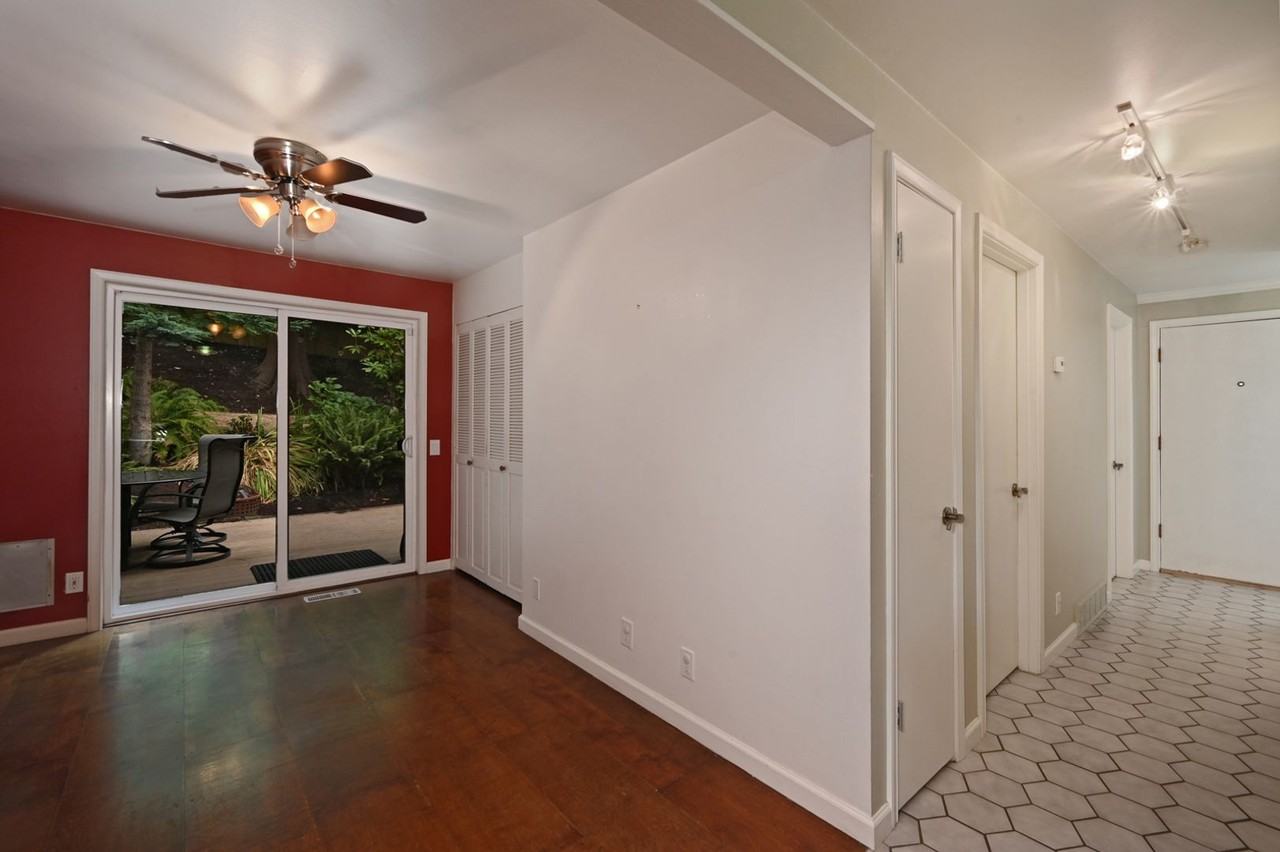 5008 Puget Blvd Sw - Photo 4 of 29