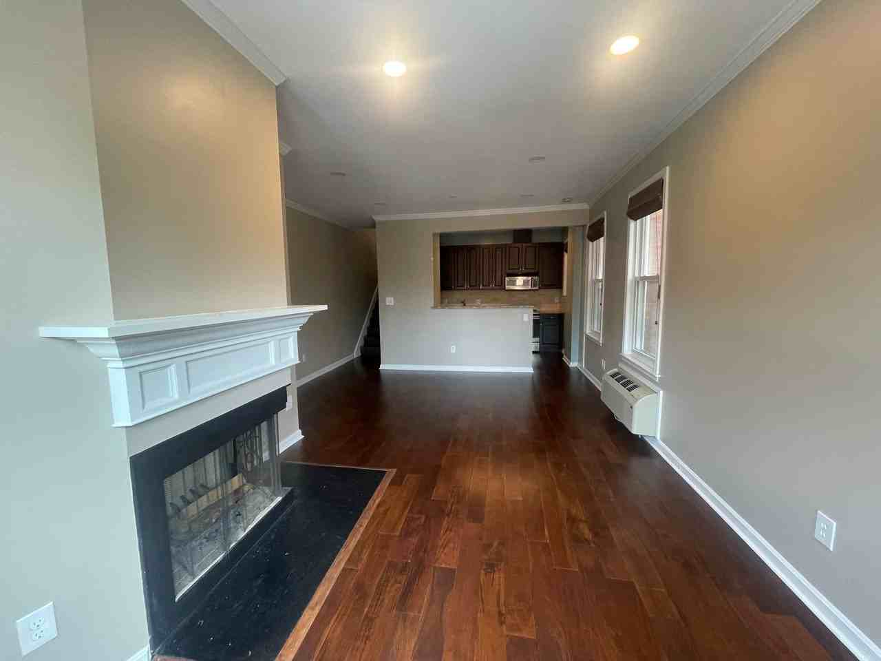1815 18th St Nw ##Nw - Photo 5 of 35