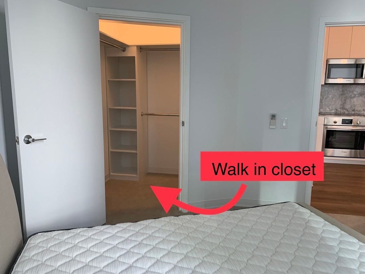 987 Queen St #804 - Photo 5 of 24