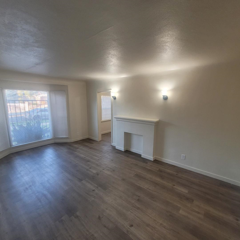 1050 W 84th Pl - Photo 3 of 6