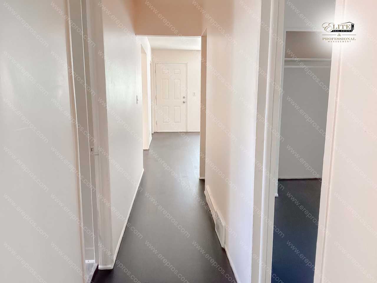 3717 Wisner St - Photo 7 of 15