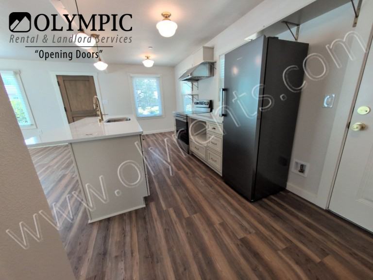 144 Foote St Nw - Photo 6 of 14