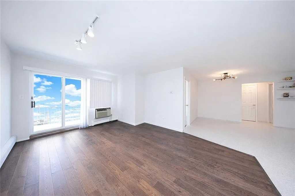 1449 67th St #3D - Photo 5 of 12