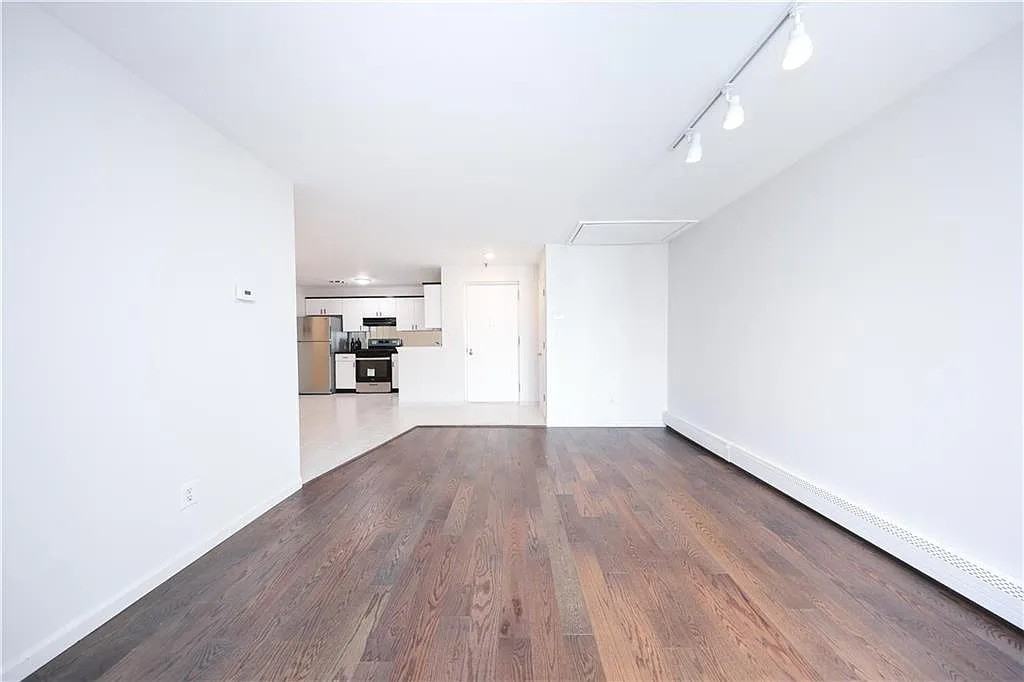 1449 67th St #3D - Photo 7 of 12