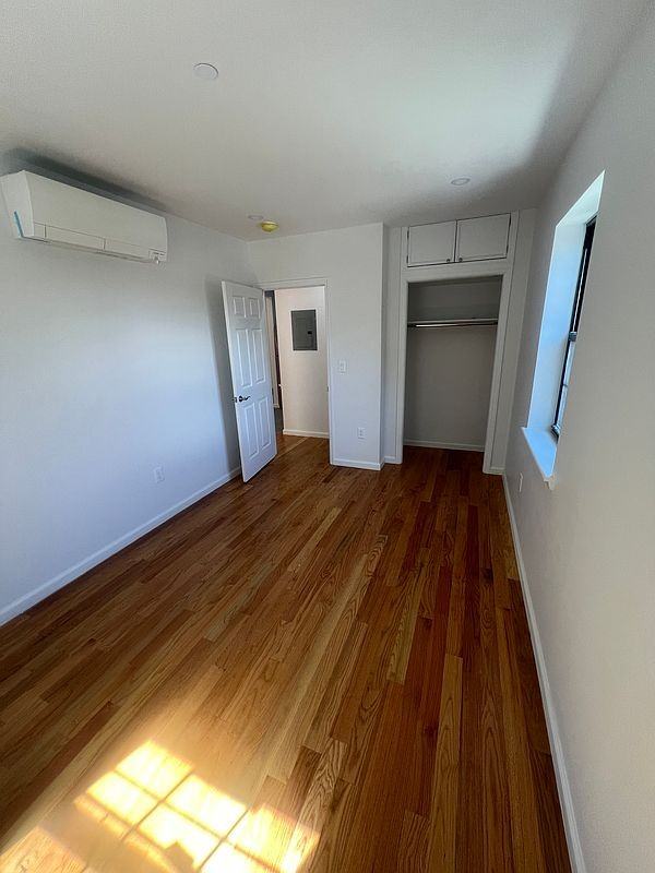 3620 23rd Ave - Photo 4 of 7