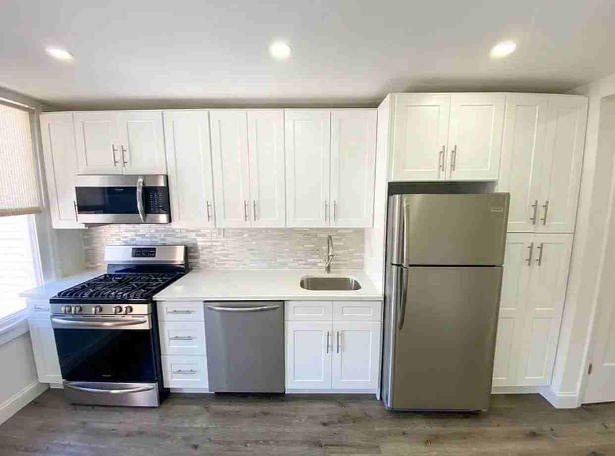 3709 23rd Ave - Photo 2 of 5